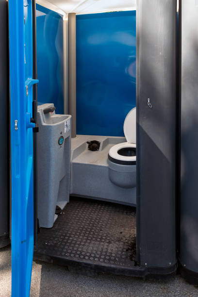 Best Portable restroom trailer rental  in Harlan, KY
